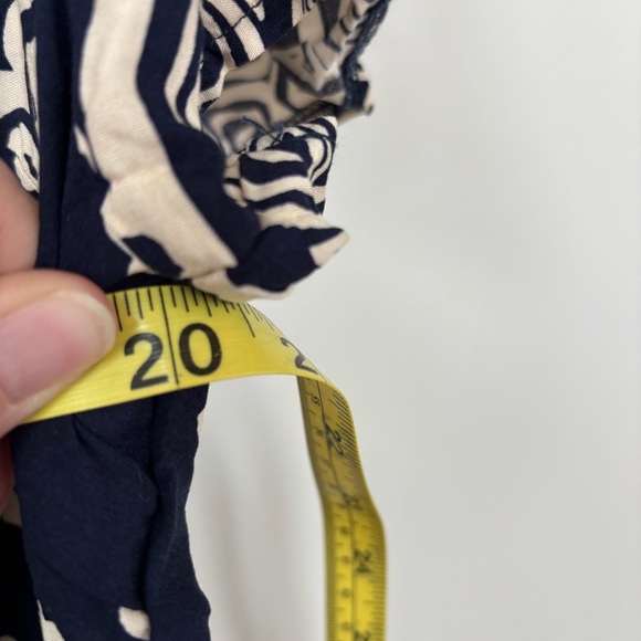 Beachsissi Swim Cover Dress Size L NWT - Picture 3 of 9